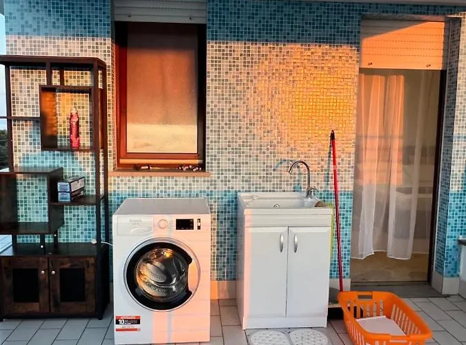 Lägenhet Attico Con Terrazzo Fibi