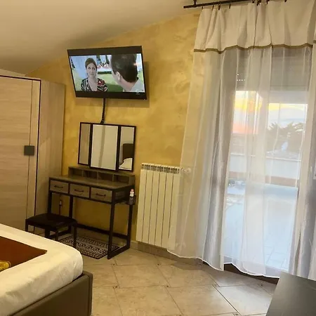 Attico Con Terrazzo Fibi Apartmán Ortona