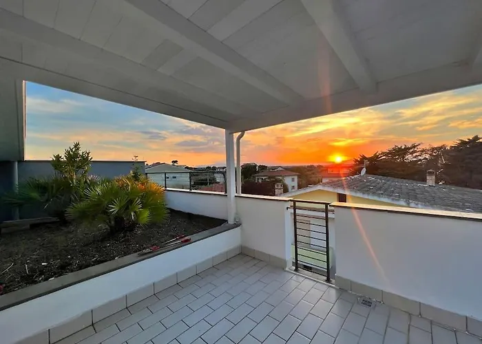 Attico Con Terrazzo Fibi